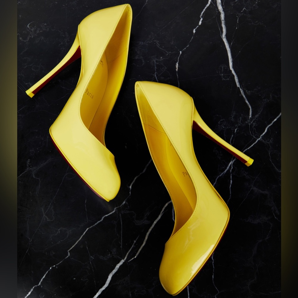 NIB CHRISTIAN LOUBOUTIN Dolly patent leather pumps 39 - Picture 2 of 9